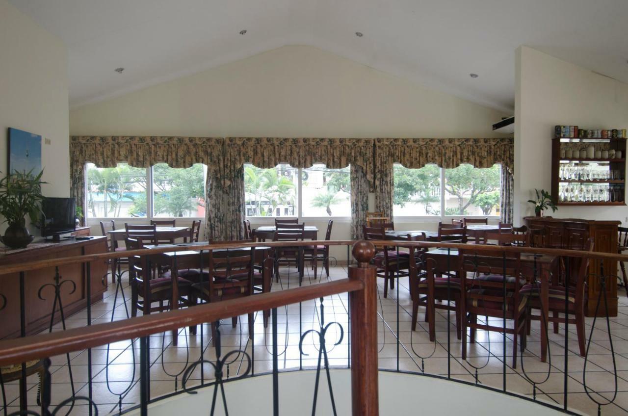 Hotel Berlin San Salvador Extérieur photo