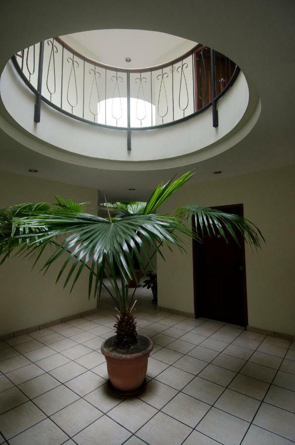Hotel Berlin San Salvador Extérieur photo